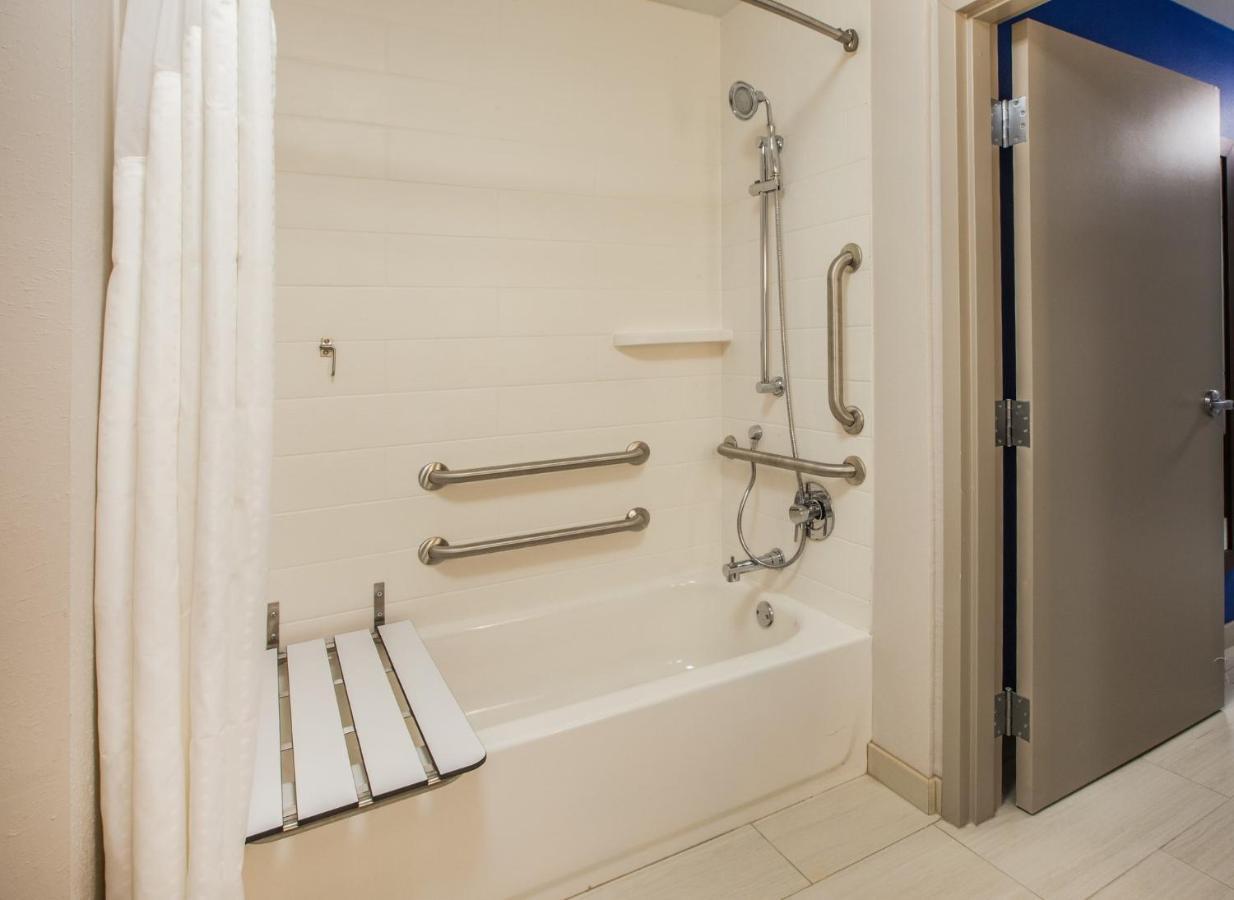 Holiday Inn Express & Suites - Courtenay - Comox By Ihg Buitenkant foto