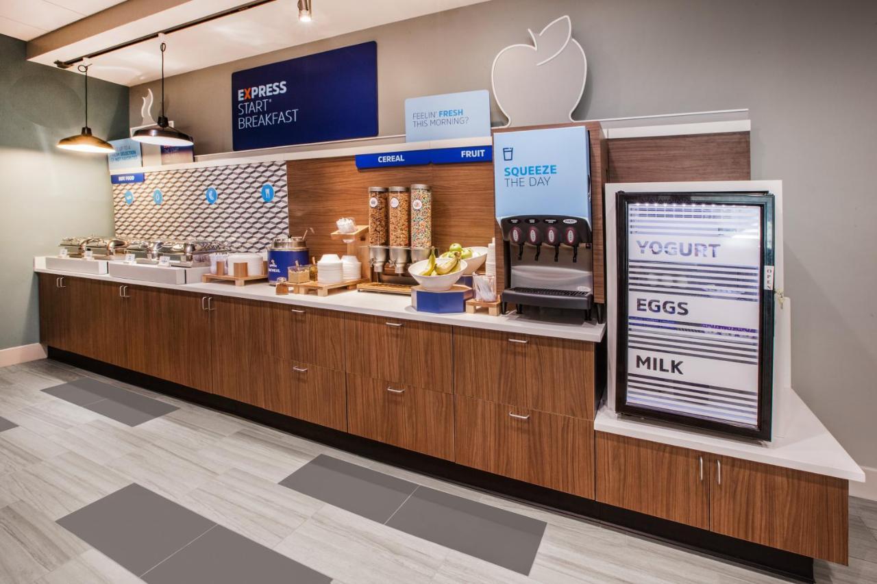 Holiday Inn Express & Suites - Courtenay - Comox By Ihg Buitenkant foto