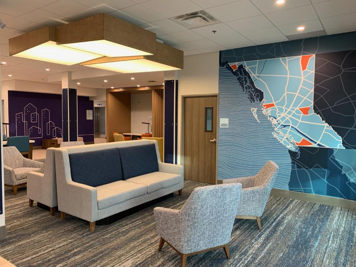 Holiday Inn Express & Suites - Courtenay - Comox By Ihg Buitenkant foto