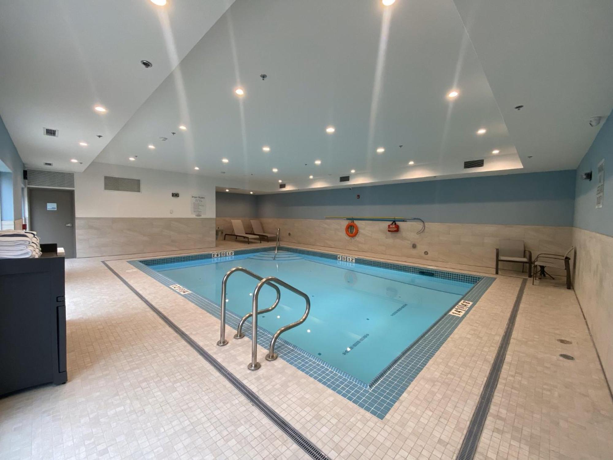 Holiday Inn Express & Suites - Courtenay - Comox By Ihg Buitenkant foto